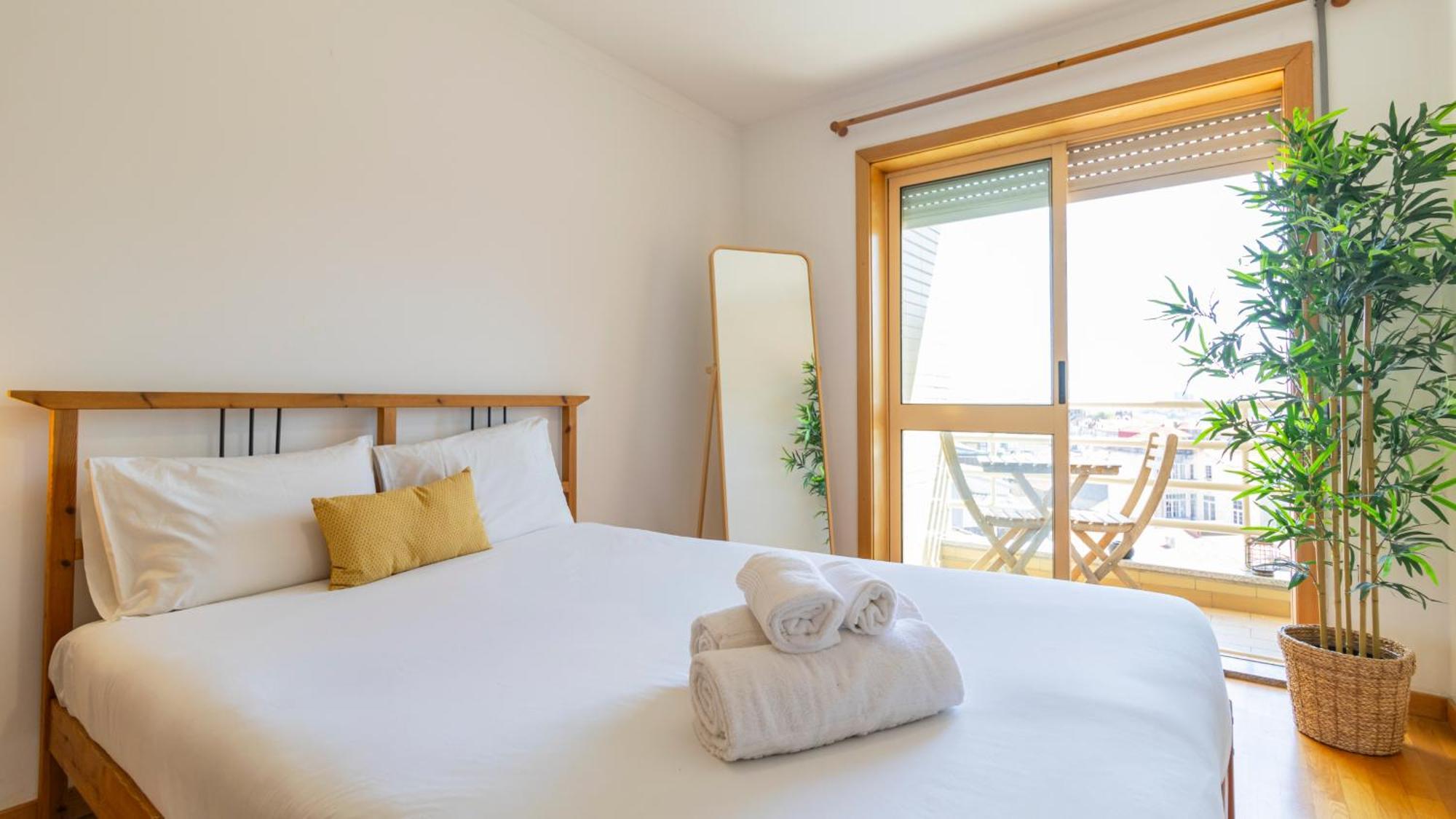 Cozy Downtown Apartment By Unique Hosts Porto Ngoại thất bức ảnh